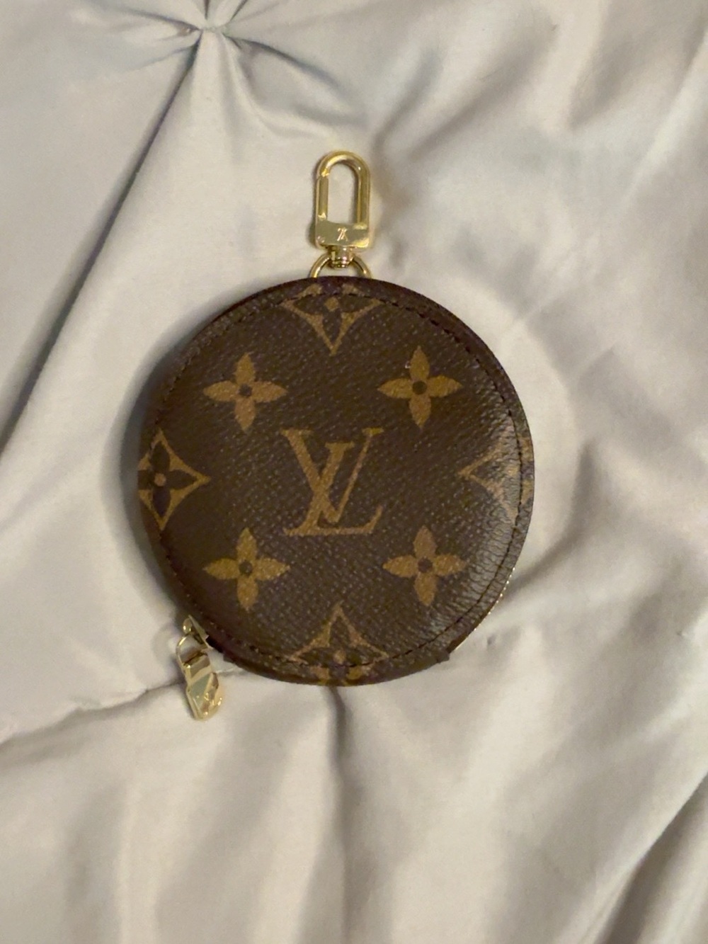 Louis Vuitton Monogram Round Coin Purse with Hook